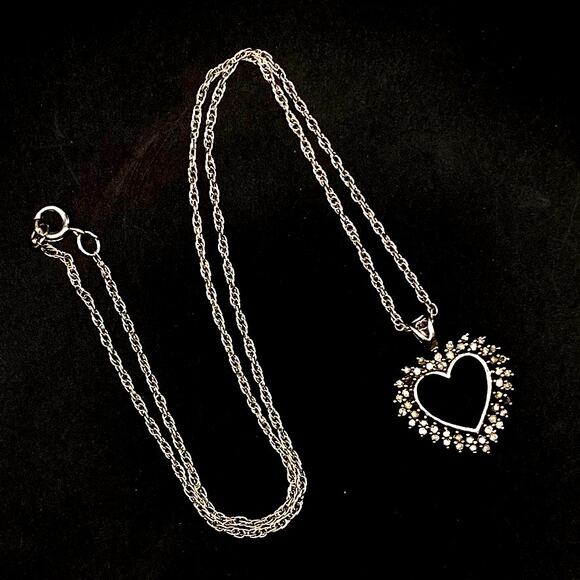 Vintage Signed JS 925 Sterling Silver And 26 Diamonds Heart Pendant Necklace 14" - Picture 3 of 7